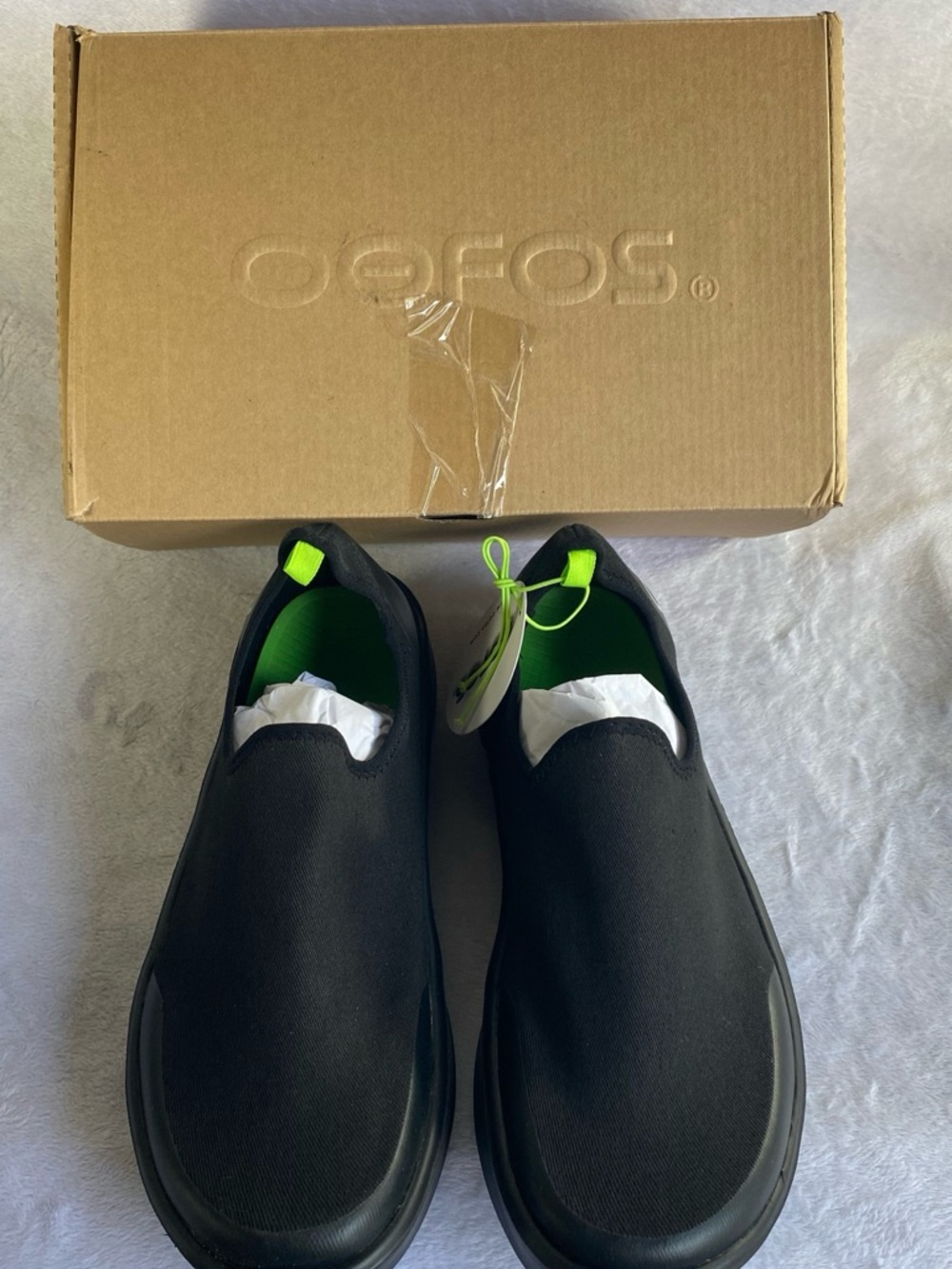 OOFOS OOmg Eezee Low Recovery Shoes Women's Size 9 Black Neon Green NIB - Picture 6 of 10